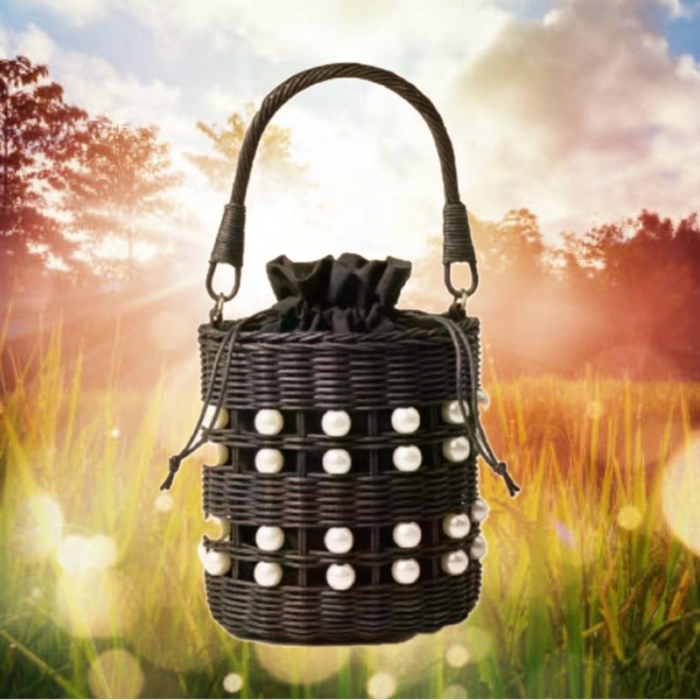 ⚜️♠️⚜️Kate Spade x Target Pearl Embellished Basket Bucket Bag in Black, NWT